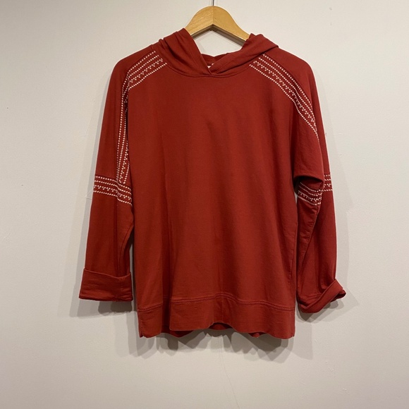 **$5 SALE** J.Jill Fit Red Embroidered Hooded Lightweight Sweatshirt - Picture 1 of 4